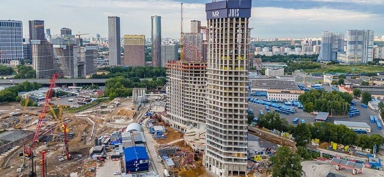 Территория комплекса Джойс